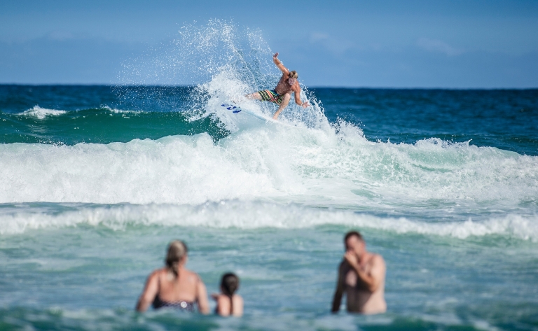 Sydney, sea surf and sun !